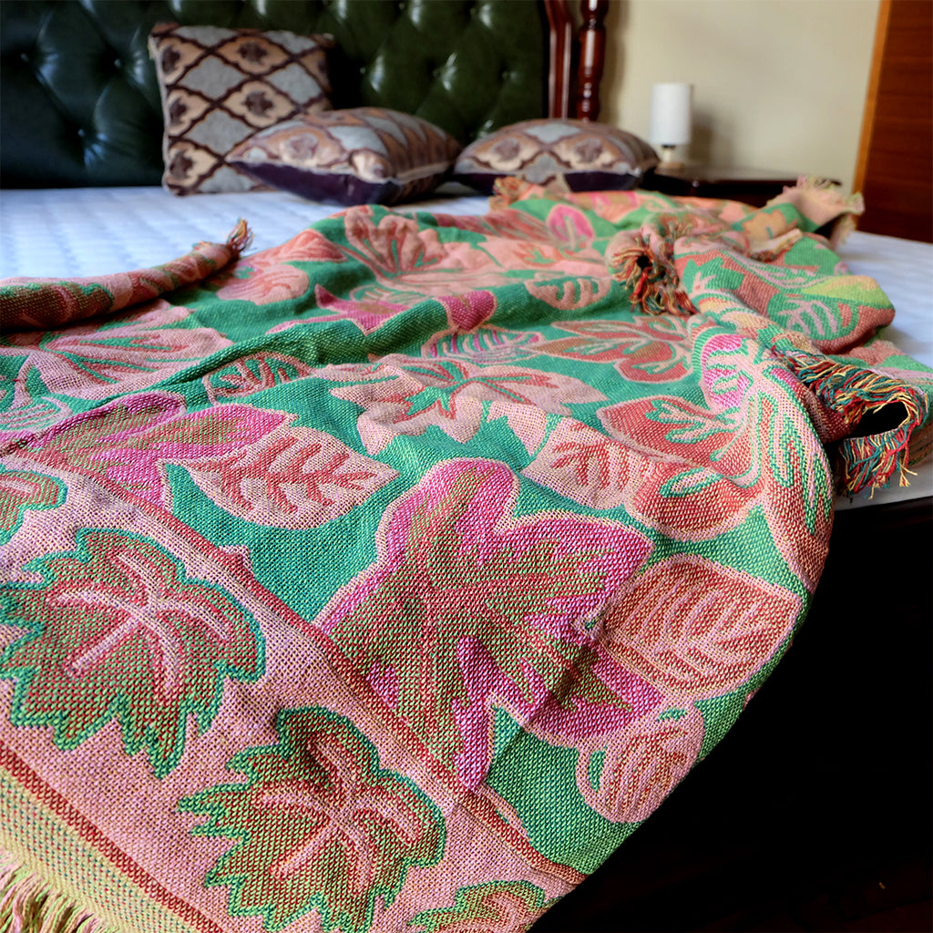 Retro tassel woven blanket