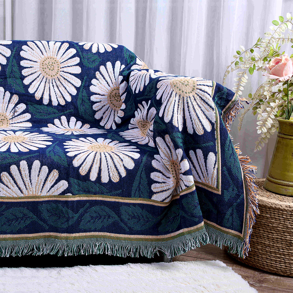 Cotton-Poly Daisy Woven Blanket