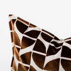 Modern Geometric Pattern Pillowcase
