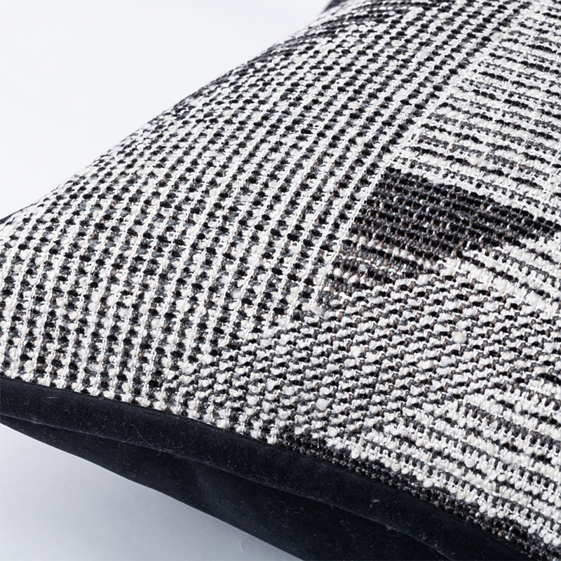 Irregular Pattern Pillow Cover