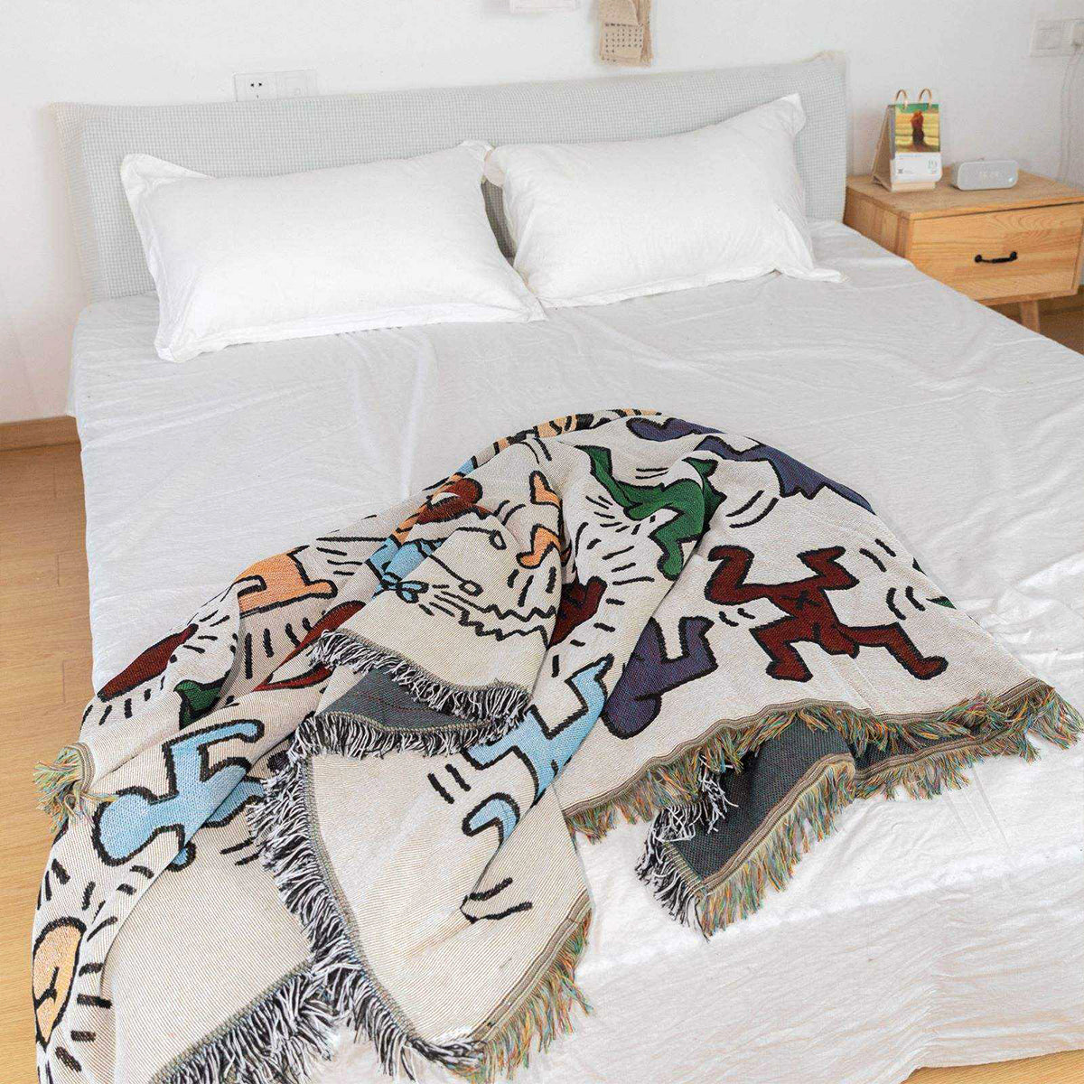 Graffiti Pattern Woven Blanket