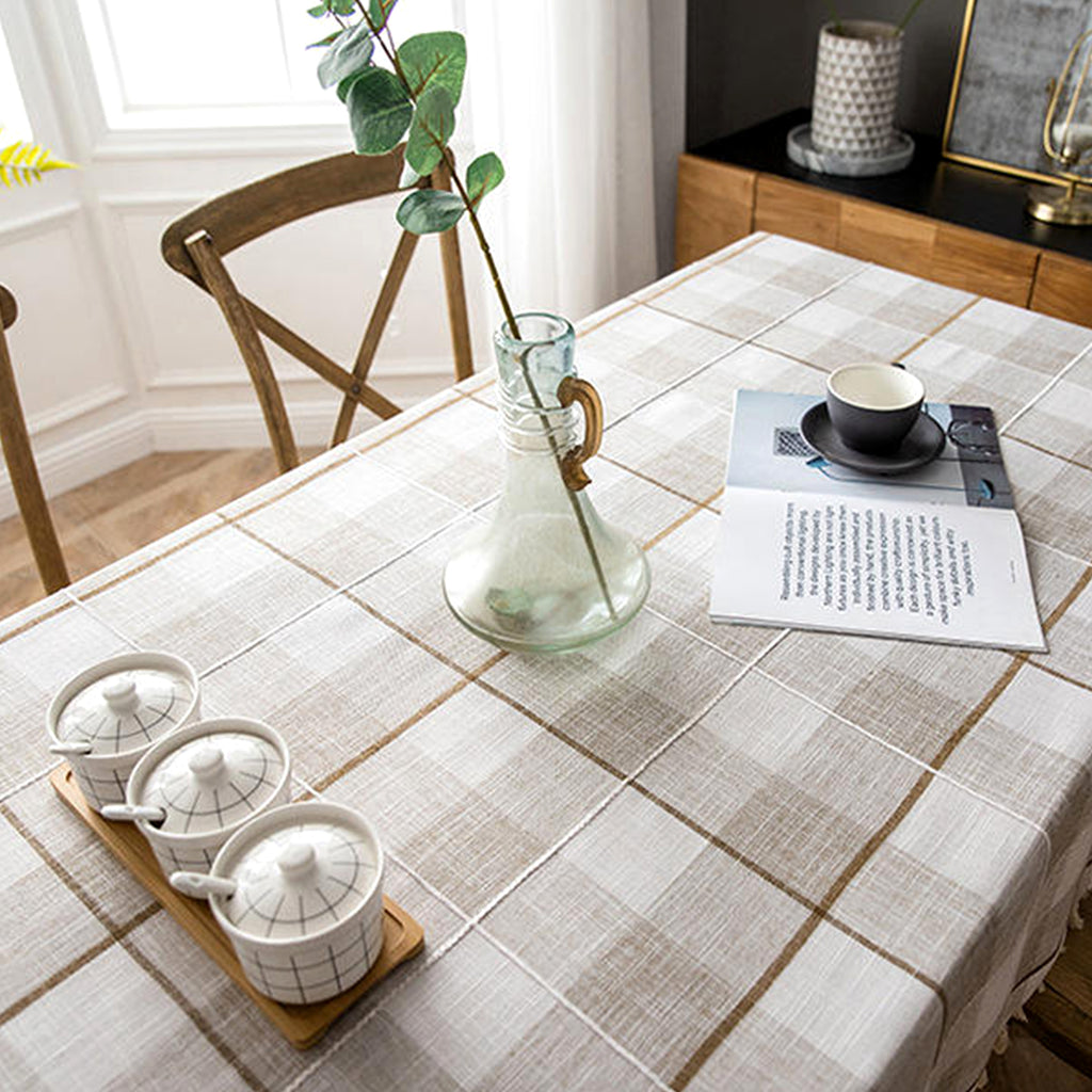 European Style Plaid Tablecloth with Tassels