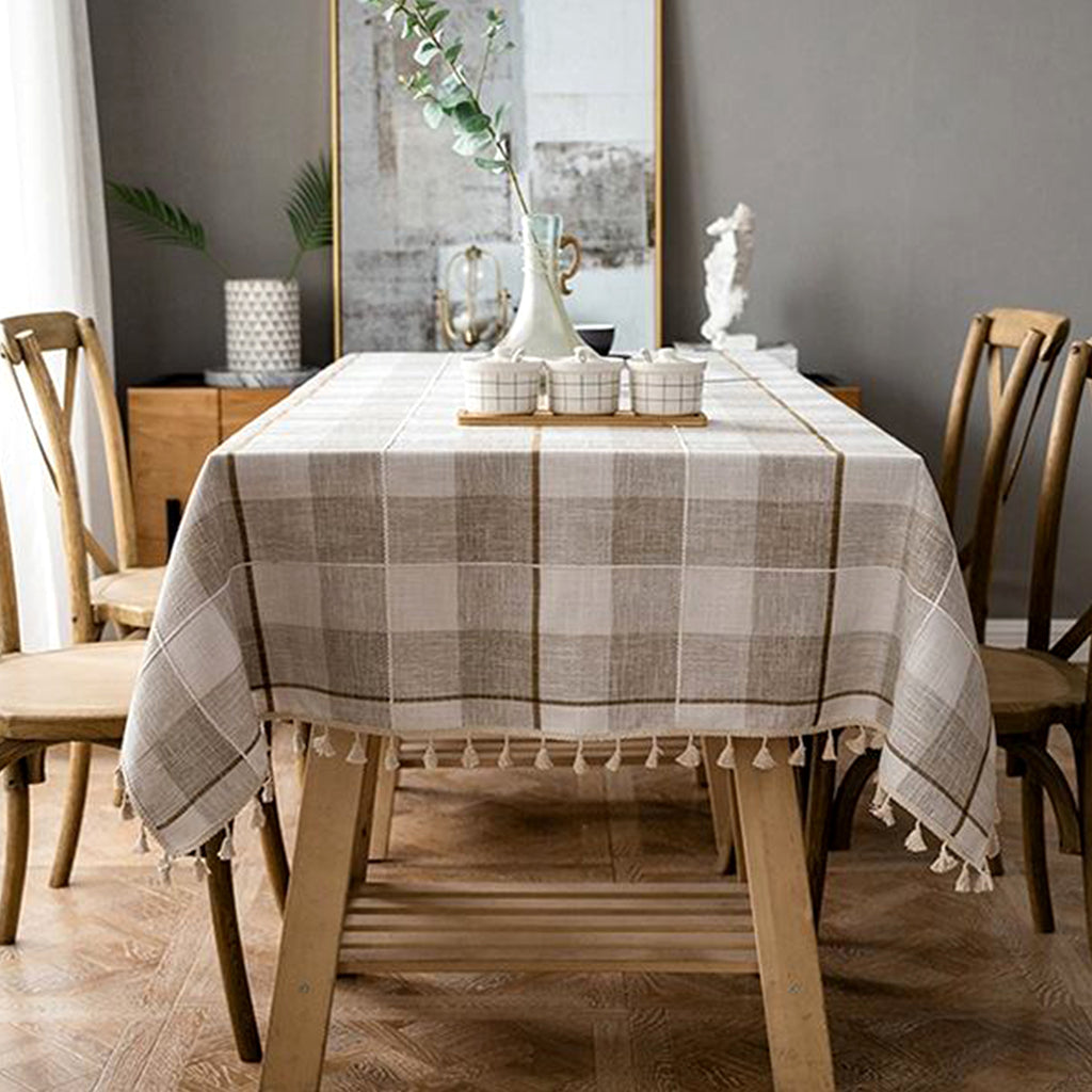 European Style Plaid Tablecloth with Tassels